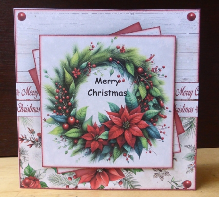 Christmas Reef Mini Kit 7X7 by Lynn Butters
