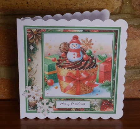 Delicious Christmas Cup Cakes - Mini Kit 6x6  by Lynn Butters
