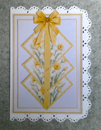 Elegant 5x7 Yellow Daffodil Diamond Panel Card Front – Youre Special by Lynn Butters