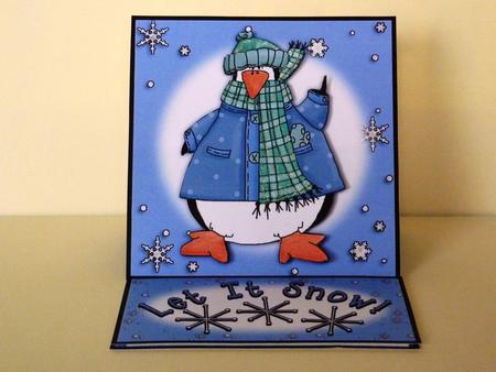Penguin & Snowflakes 5 Minute Easel Card by Lynn Butters