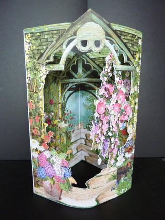 Hanging Basket Triangle 3D Card Kit by Lynn Butters