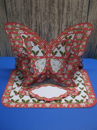 BE  Holly & mistletoe by Crafty Lynn