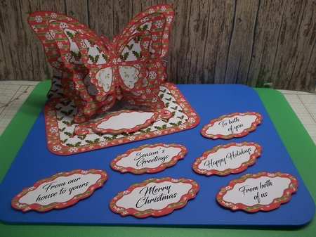 BE  Holly & mistletoe by Crafty Lynn