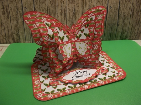 BE  Holly & mistletoe by Crafty Lynn
