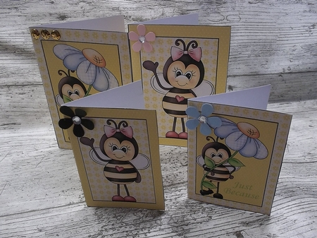 2 Yellow bee notelets by Crafty Lynn