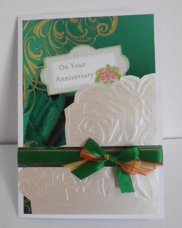 Roses Corner Topper by Lyn Simms