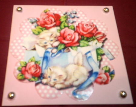 Flower Shaped card Vintage Roses & Kittens by Margaret Hanning