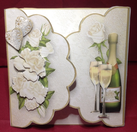 Romantic Moments - Scallop Gatefold Card Mini Kit by Margaret Hanning