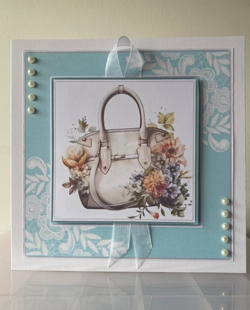 8x8 Mini Kit, Gorgeous Flower Bags  by Margaret Holt