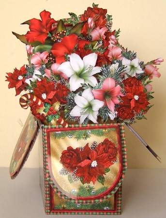CHRISTMAS FLOWERS - 3D POP UP BOX CARD KIT by Margaret McCartney