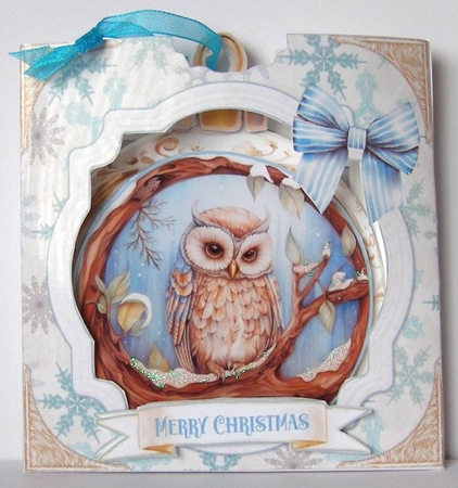 Trimming the Tree 24 - Pocket Bauble Surprise Kit by Margaret McCartney