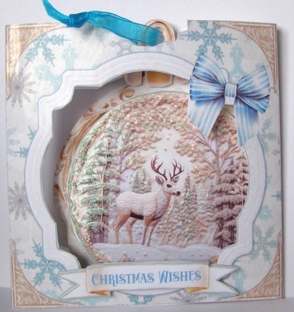 Trimming the Tree 33 - Pocket Bauble Surprise Kit by Margaret McCartney