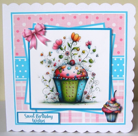 Whimsical Cupcakes Mini Kit 7x7 (5) by Margaret McCartney