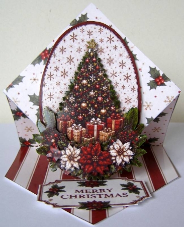 Christmas Tree & Gifts Pop‑Up Card Topper by Margaret McCartney