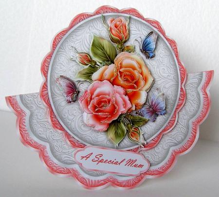 Glowing Roses Scallop Edge Wobble Card by Margaret McCartney