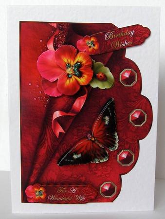 Pansy Paradise Scallop Card Front with Step by Step by Margaret McCartney