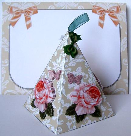 Pyramide Card Kit Vintage Roses by Margaret McCartney