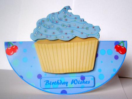 Blue Cup Cake Wobble Card by Margaret McCartney