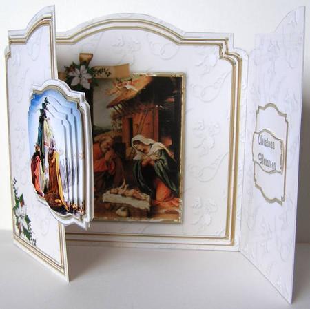A Child is Born Christmas Gatefold Card Kit by Margaret McCartney