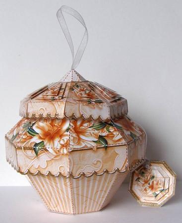 Truly Scrumptious Gift Box Golden Lilies by Margaret McCartney