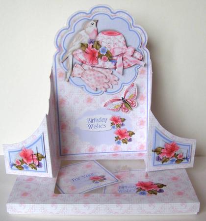 Rose Window Cascade Gatefold Kit - Garden Days by Margaret McCartney