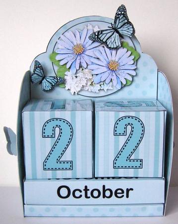 3D Daisies Perpetual Calendar Desk Set 3D Decoupage by Margaret McCartney