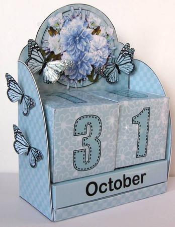 3D Pretty Blossoms Perpetual Calendar Desk Set 3D Decoupage by Margaret McCartney