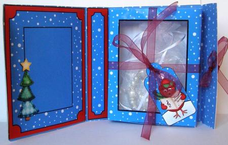 3D Xmas Carol Singing Robin Gift Box Card Kit & Pyramage by Margaret McCartney