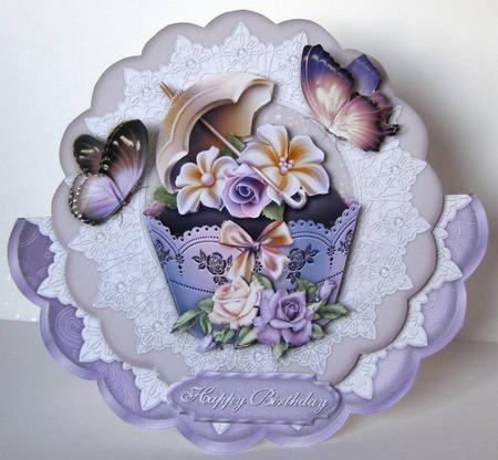 Lilac Delight Scallop Wobble Card Mini-kit by Margaret McCartney