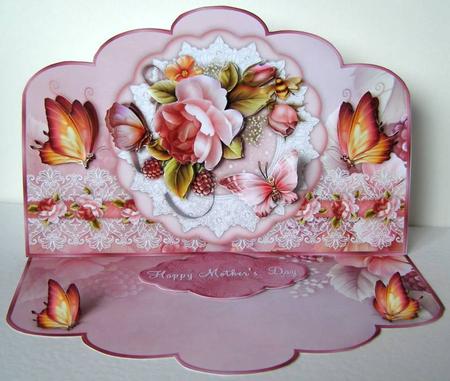 Country Roses Scallop Easel Card Mini-kit by Margaret McCartney