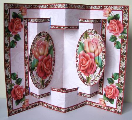 3D Concertina Pop-out - Downton Roses by Margaret McCartney