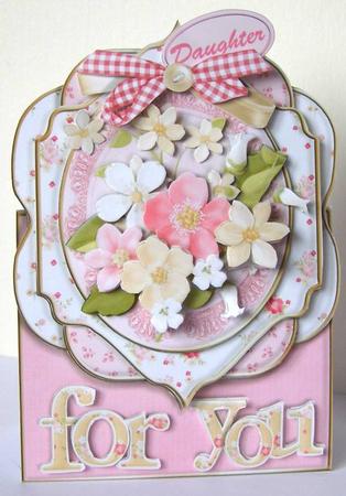 Stand Alone Easel Mini Kit Floral Shields - Summer Blossom by Margaret McCartney
