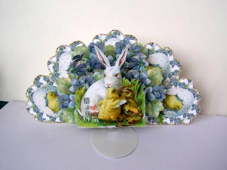 Easter Violets Pop-up Fan Card by Margaret McCartney