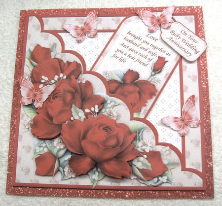 Square Scallop Pocket Red Roses Mini Kit All Occasions by Margaret Scott