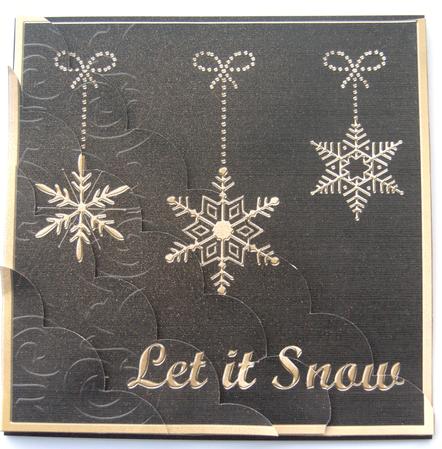 8 x 8 Xmas Snowflakes Kit with Scalloped Corners by Margaret Scott