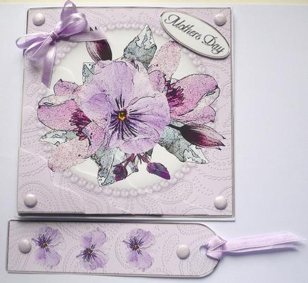 Posy & Pearls Quick Card with Corner Wavy Side Stacker by Margaret Skinner