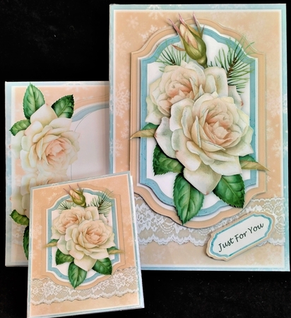 Bumperkti 3 Mini Kits A5  Roses by Margarette Blakeborough