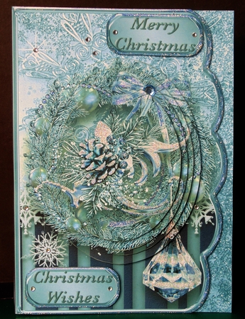 Winter Magic - Scallop Edged Card MIni Kit by Margarette Blakeborough