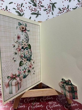 Shabby Chic Christmas Santa Card Kit with envelope JPEG and PDF by Marianne Kowalchuk
