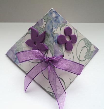 Lilac and Blue Floral Spray Pyramid Box by Marijke Kok