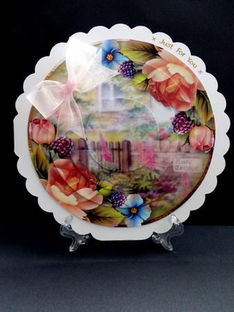 Rose Cottage Circular Topper Pyramid Mini Kit by Maz Kfk