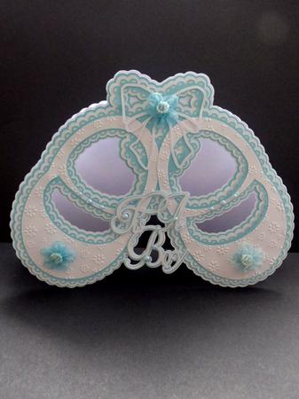 Baby Shoe Scalloped Layered Card by Maz Kfk