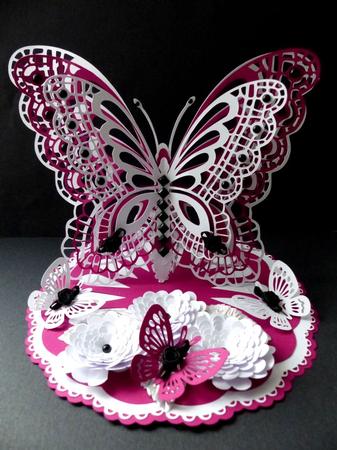 3D Standing Butterfly by Maz Kfk