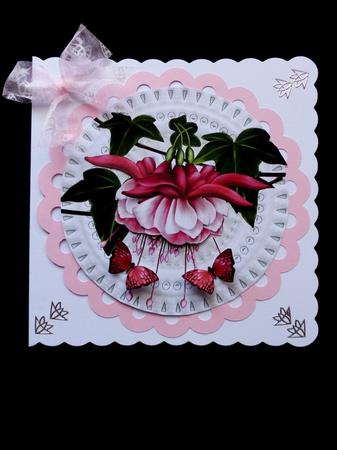 Porcelain Plate & Stand Fuchsia Beauty by Maz Kfk
