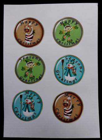 6 Christmas Buttons by Maz Kfk