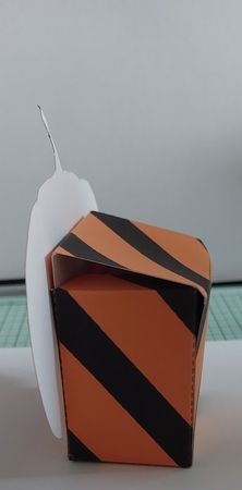 HALLOWEEN  JACK-O-LANTERN PUMPKIN TOP TREAT BOX by Marion Harding
