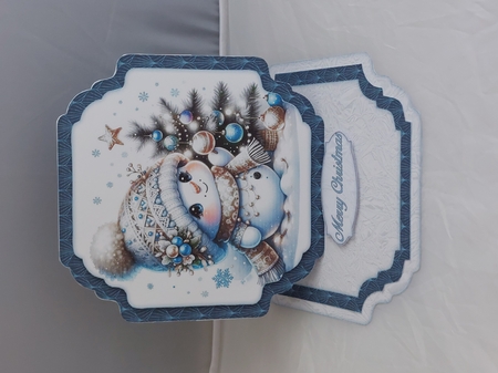 Cute Snowman Shaped Easel Card Bumper Kit by Marion Harding