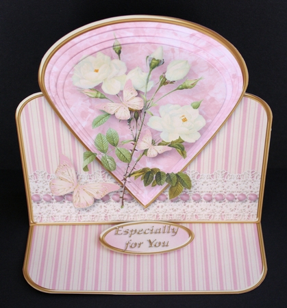 Vintage Roses - Teardrop Pyramid Easel Card Mini Kit by Marion Kimberley-Scott