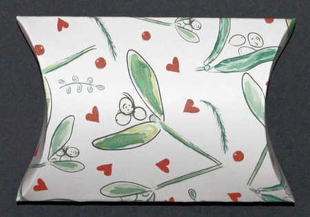 CHRISTMAS MISTLETOE & BERRIES BACKGROUND:  (Includes Commercial Use) by Marion Kimberley-Scott