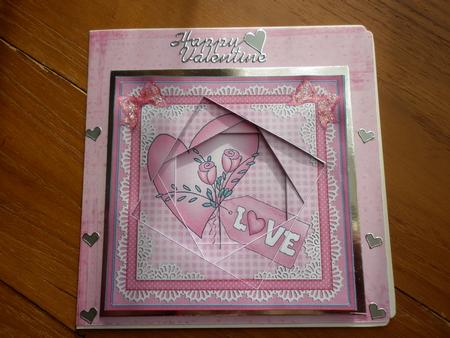 Love Heart Twisted Tunnel Topper by Marion West